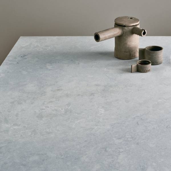 4044 Airy Concrete - Engineered Quartz Surface