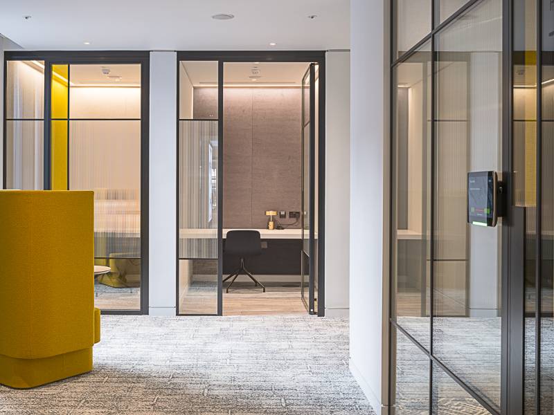 Revolution 54, 54 mm Tech Panel - Media Walls