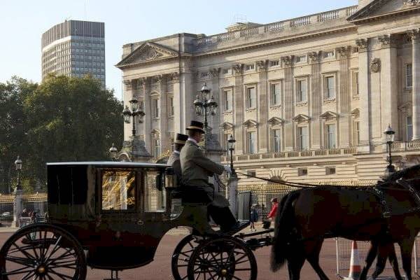 Buckingham Palace – Rutland TS.11204 & TS.9205