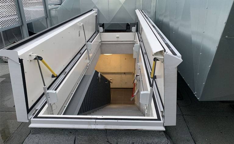 Flat Roof Access Hatch RHT - Special sizes