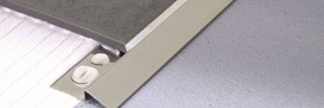 Stainless Steel Tile-in Ramp