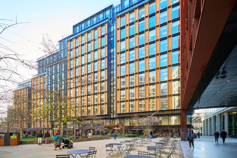 Google HQ: Bearing The Weight of a Grand Vision