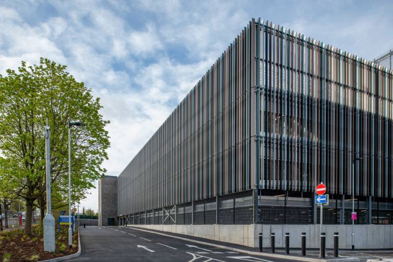 Architectural Fin Façade System | Rectangular | Vector®