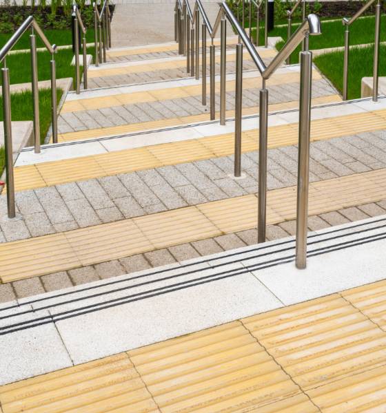 BRADSTONE Step Units - Concrete Step 