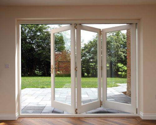 08 Kensington and Chelsea Bi-folding Doorset