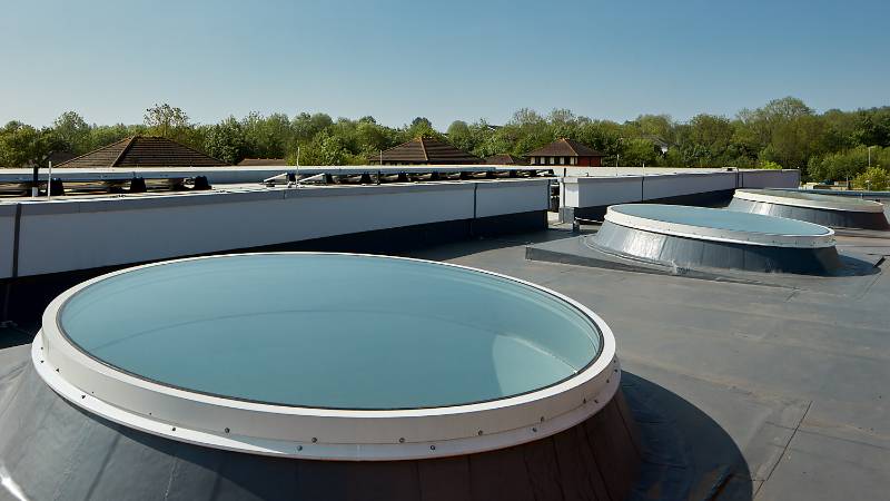 Round rooflights give Milton Keynes University Hospital a new dimension