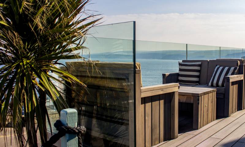 POSI-Glaze Balustrade Installation for a Cornish Pub