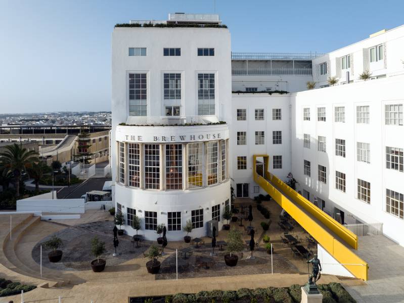 Landmark Art Deco building in Malta fitted with new Clement steel windows