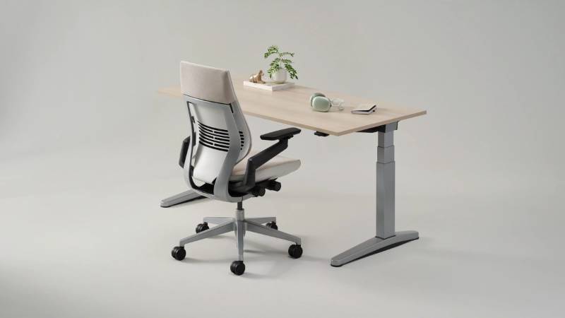 Ology Desk