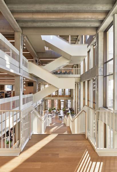 Junckers solid wood floor for RIBA Stirling Prize-winning building