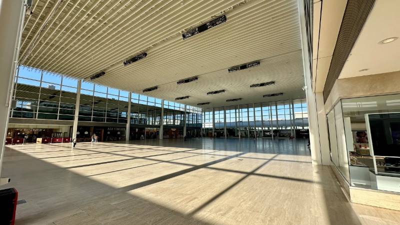 Middleton Hall, Milton Keynes