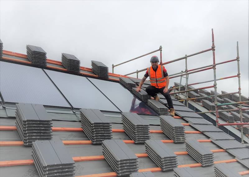 On Top of His (Underlay) Game