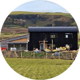 1800s Dutch Barn incorporates ECLISSE Pocket Door Systems