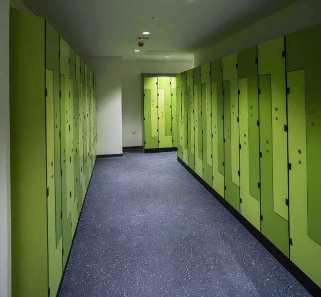 Investment bank project, Lockers