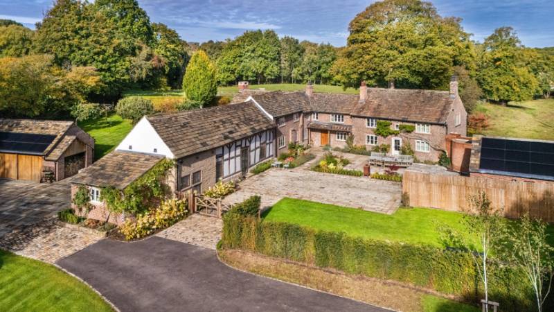 A combination of Clement products required for historic Grade II* property