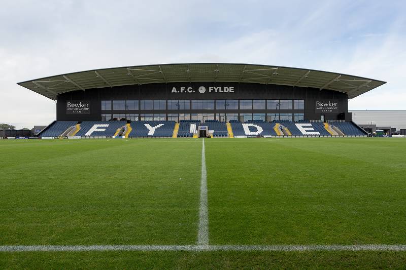 Steeldor: AFC Fylde Mill Farm