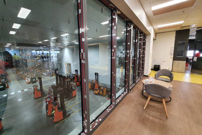 Electric heating system to prevent the condensation in the Woolworths Distribution Centre