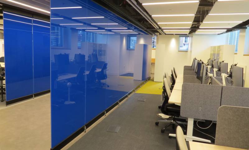 Dorma Variflex Glass Semi automatic Acoustic moveable wall installed at global bank's HQ