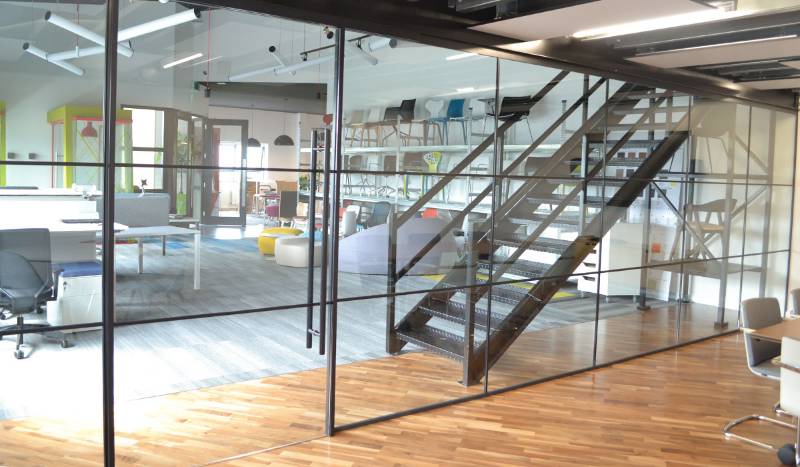 Kinetic Seal Frameless Glass Sliding Door and Partition