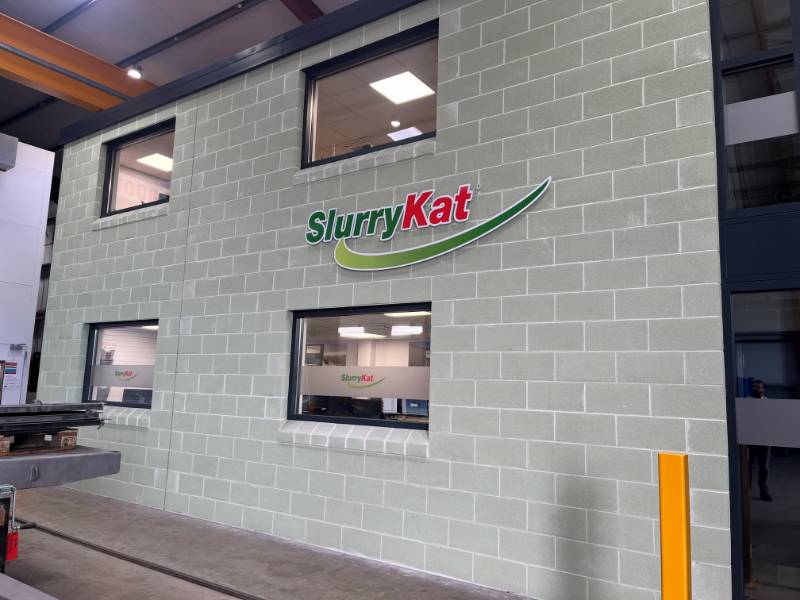 Colinwell Smooth Solid Masonry Block -&nbsp;Aggregate concrete blocks