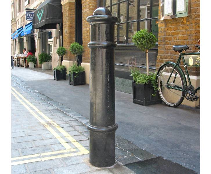 Cannon Cast Iron Bollard