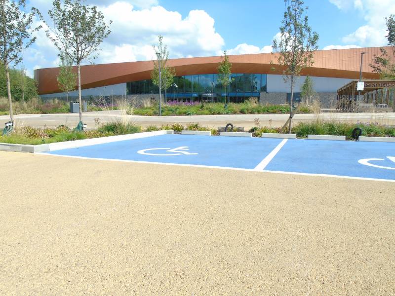 Coloured asphalt surfacing for new ice centre