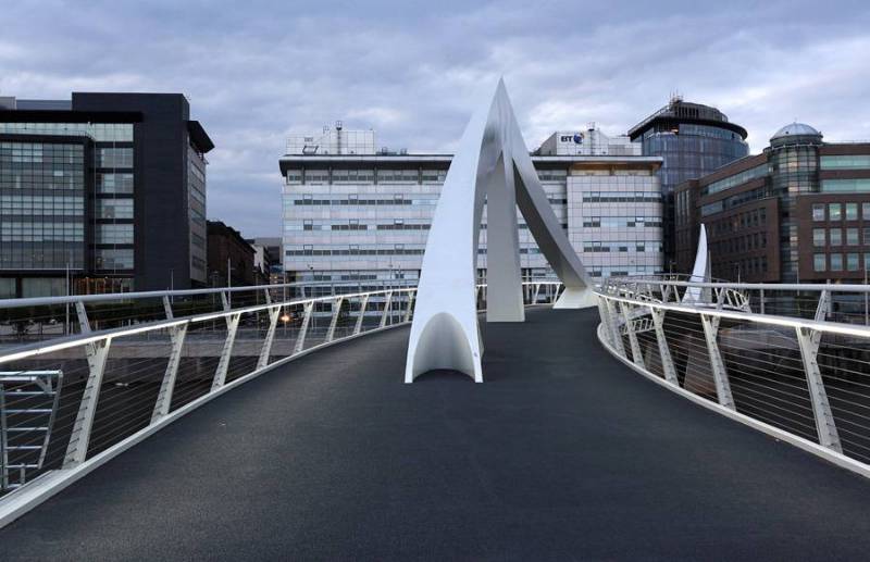 JAKOB Wire Rope Balustrade System