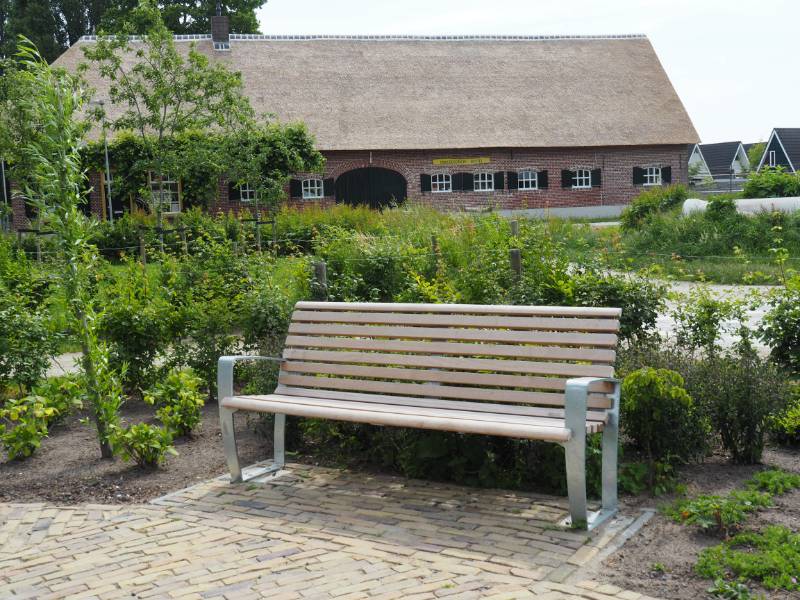 FalcoRelax Seat with Backrest - Hardwood Seat and Bench