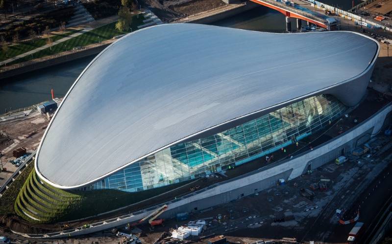 Olympic Park - London Aquatics Centre