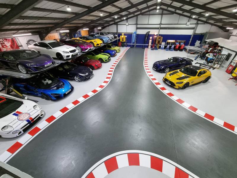 The Shmuseum - Unique floor surfacing for a high-end car showroom