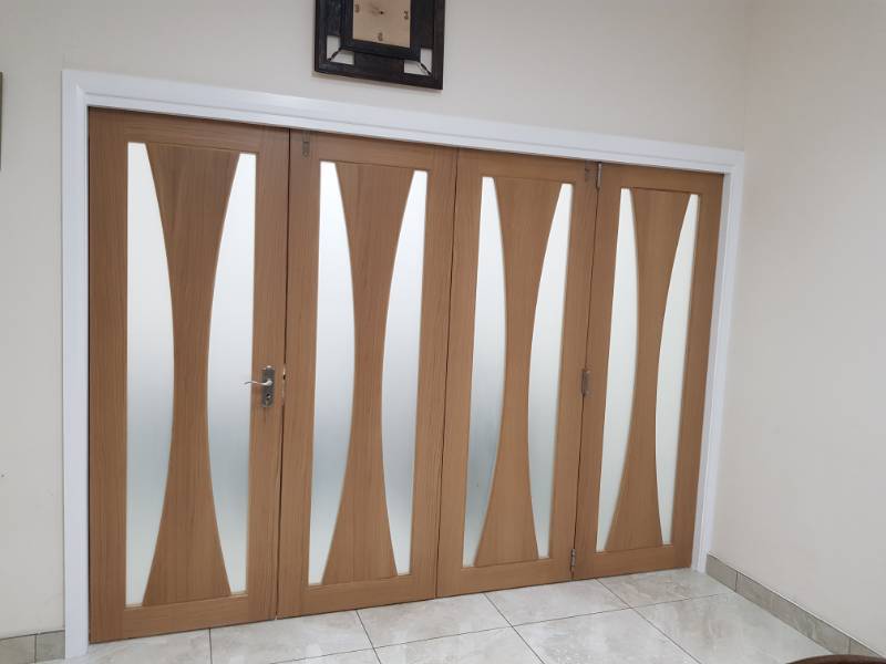 Prehung Doors Specify P C Henderson’s Roomflex System for a Residential Project