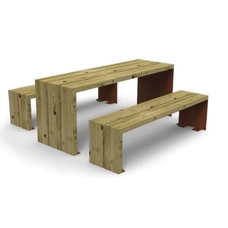 Benito Gavarres Picnic Table