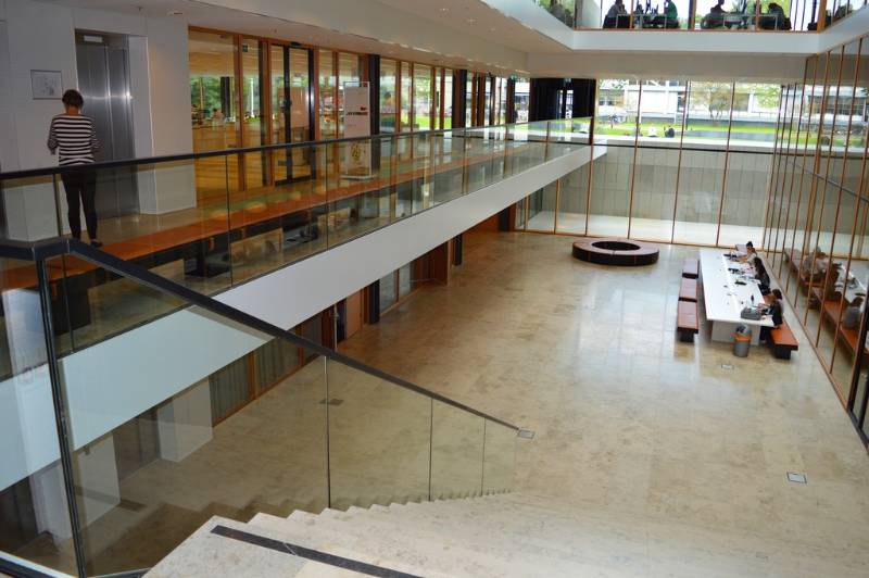 Easy Glass 3kN glass balustrade - Dutch university campus