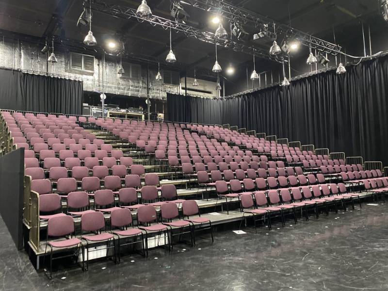 Theatre Seating: Riverside Studios