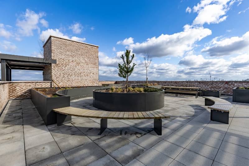 Sheldon Curved Bench