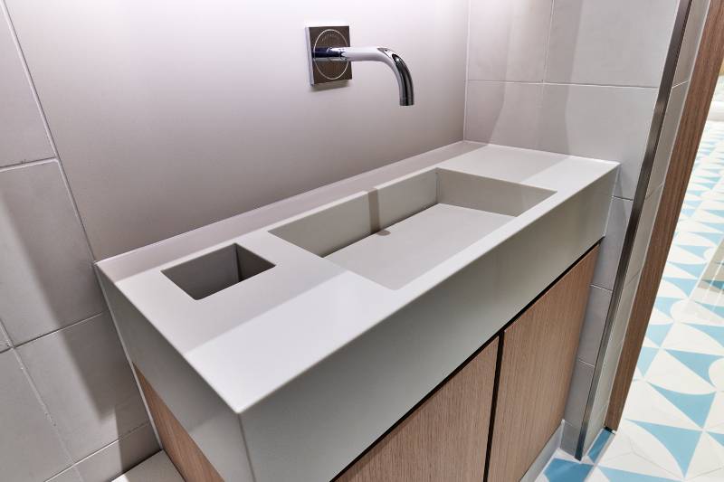 Xeista Cask Vanity