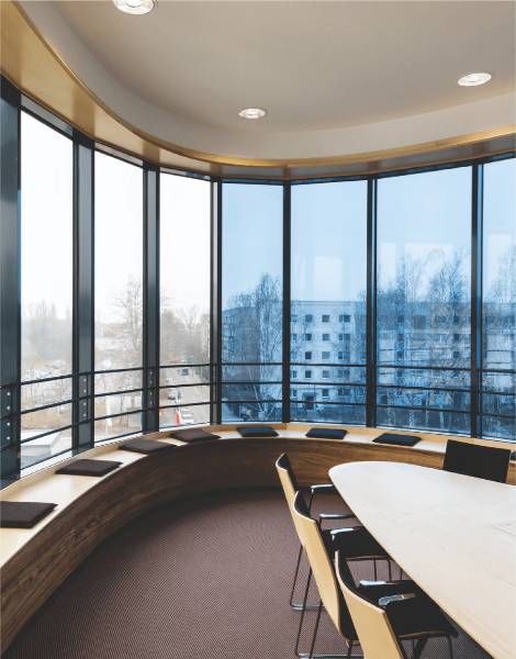 FutureX Eclipse™ Electronically Controlled Switchable Dynamic Glass for Glare and Heat Control [Electro-polarization Technology]