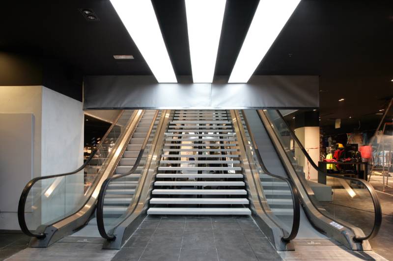 Adidas Superstore, Paris - Smoke Curtain Barrier