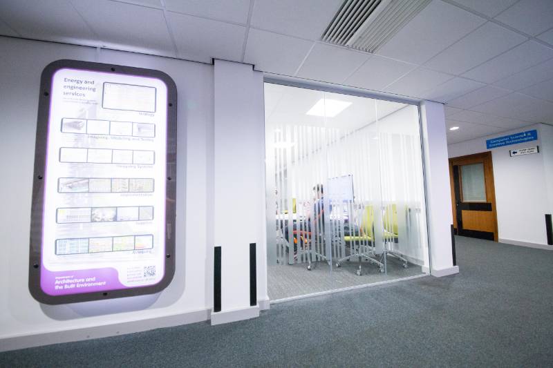 Aluminium Fire Rated Ei30   - Glazed Relocatable Partitions 