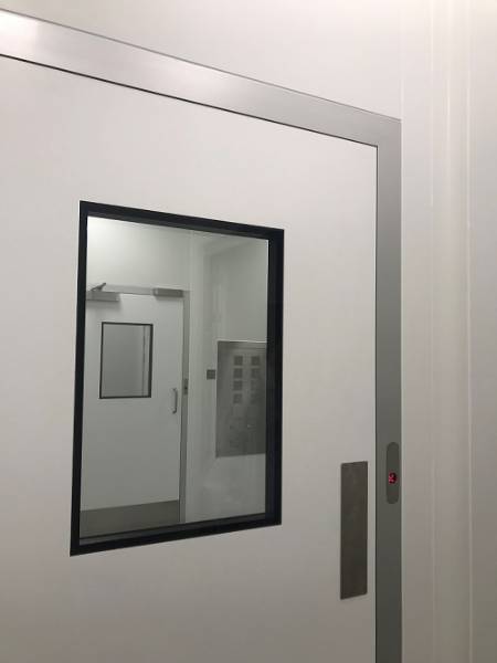 Fully Flush Cleanroom Door