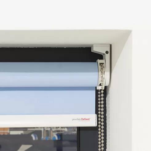 YewdaleDefiant® R40 Premium Roller Blind with Sidewinder Mechanism  - Blind