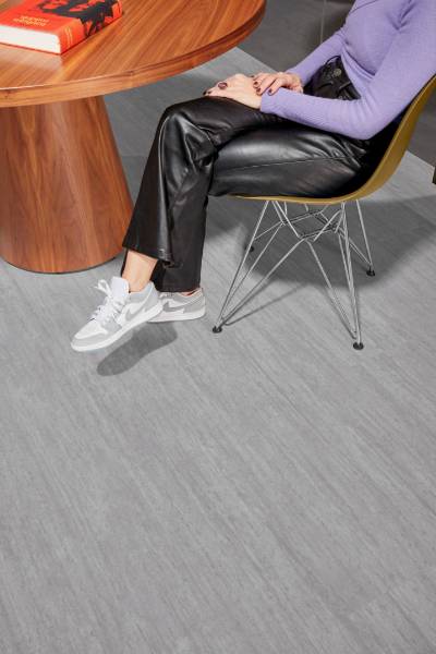 Art + Science PVC-Free Collection: Observe 4566V