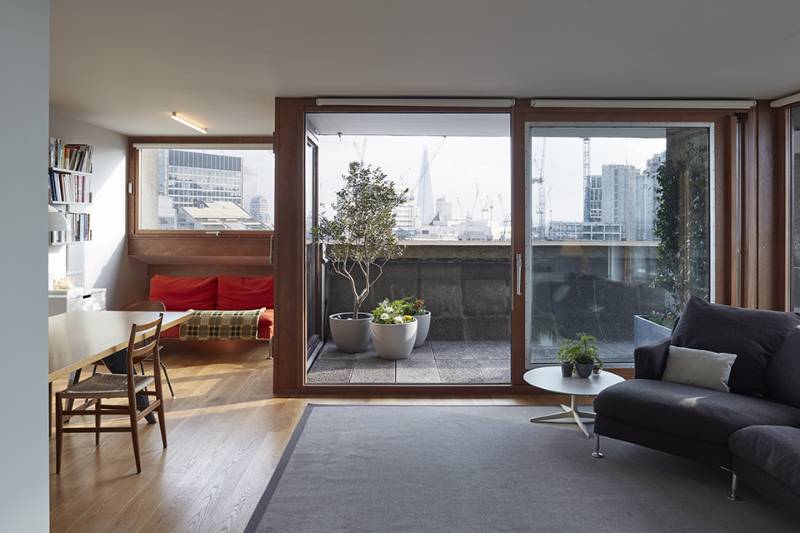 Barbican Apartment - A new language for a Barbican Type 3C tower flat interior