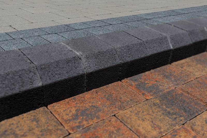 Textured Quadrant Kerb | Concrete Kerb | Tobermore | NBS Source