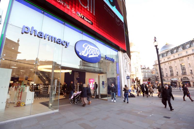 BOOTS PICCADILLY